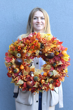 OD RĘKI Dorisa Bravissima 2, jesienny wianek z pięknymi dodatkami, śr.50cm 