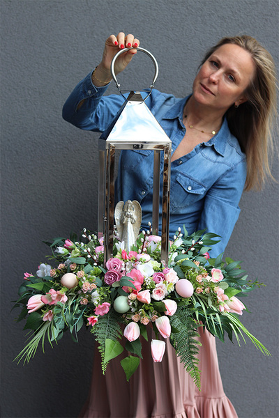 Angelo Garden Belia, kompozycja nagrobna z lampionem