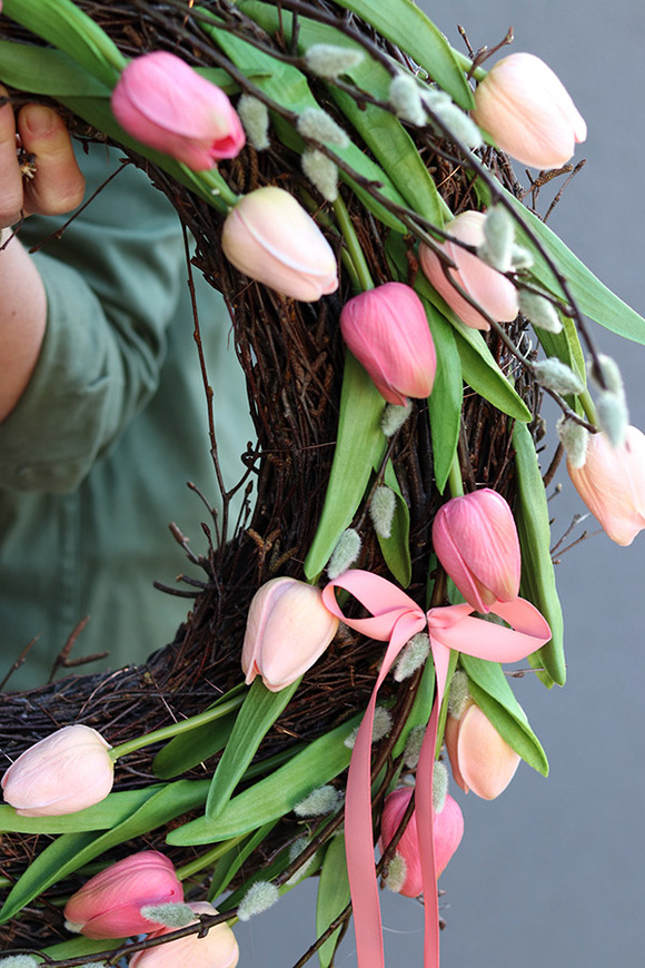 Katie Tulips, wiosenny wianek z tulipanów