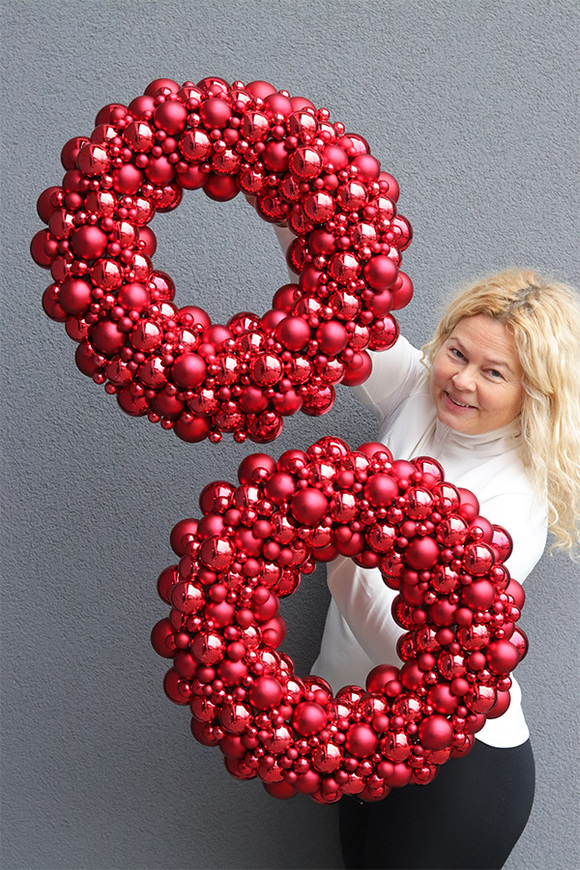 Pandora Red Big, świąteczny wianek ze szklanych bombek na drzwi,