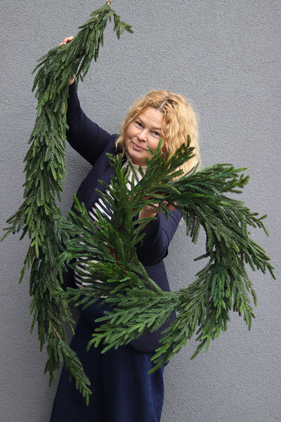 Cipris, świąteczny wianek dekoracyjny zielony