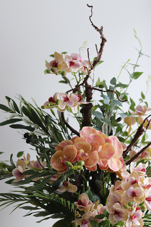 Villano Wave, kompozycja w wysokim wazonie