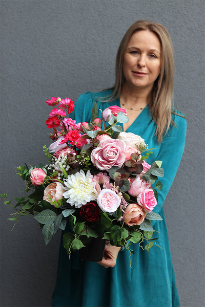 Lisa Milla Laos, komplet dekoracji nagrobnych