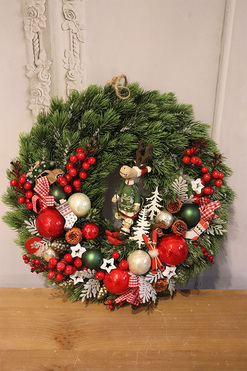 Reindeer Ski, świąteczny wianek z reniferem, śr.37cm