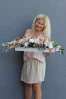 Boho Sofia Longia, kompozycja kwiatowa na długi stół