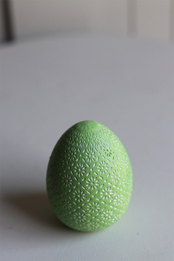 OD RĘKI Heavy Green, jajko wielkanocne figurka beton C, wys.8cm