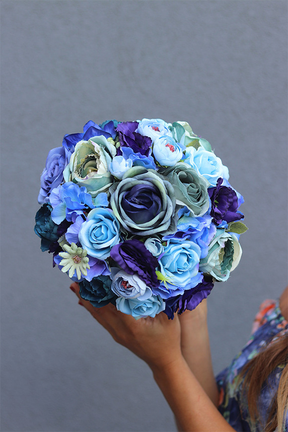 Bluestelle, niebieski flowerbox z aksamitką, wys.25cm