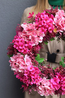 Rose Hydrangea, różowy wianek z hortensji