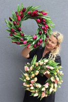 Witaj Wiosno Energy, wianek z tulipanów