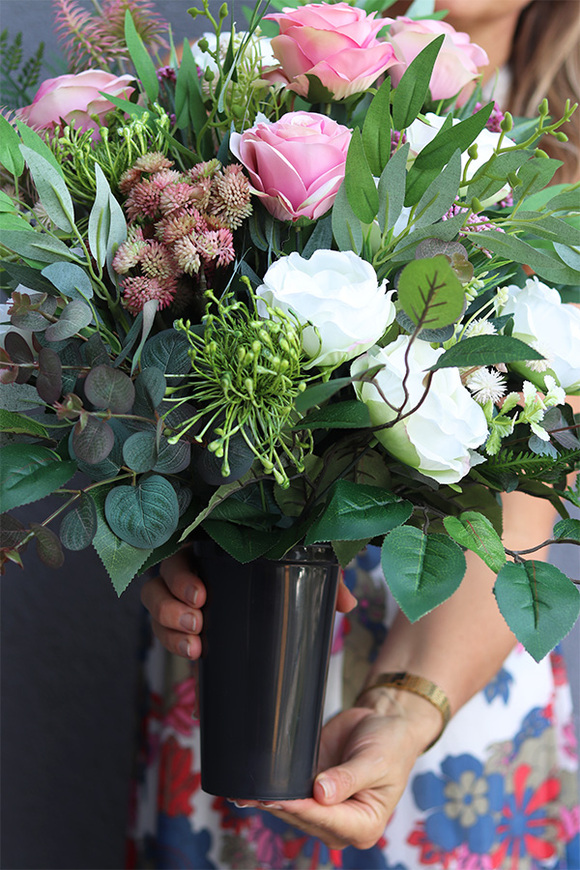 Kerisa, bukiet nagrobny we wkładzie