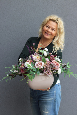 Rosalisa Beige, beżowa kompozycja kwiatowa, wys.36cm