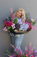 Bellrose Laos, kompozycja w ceramicznej łódce 