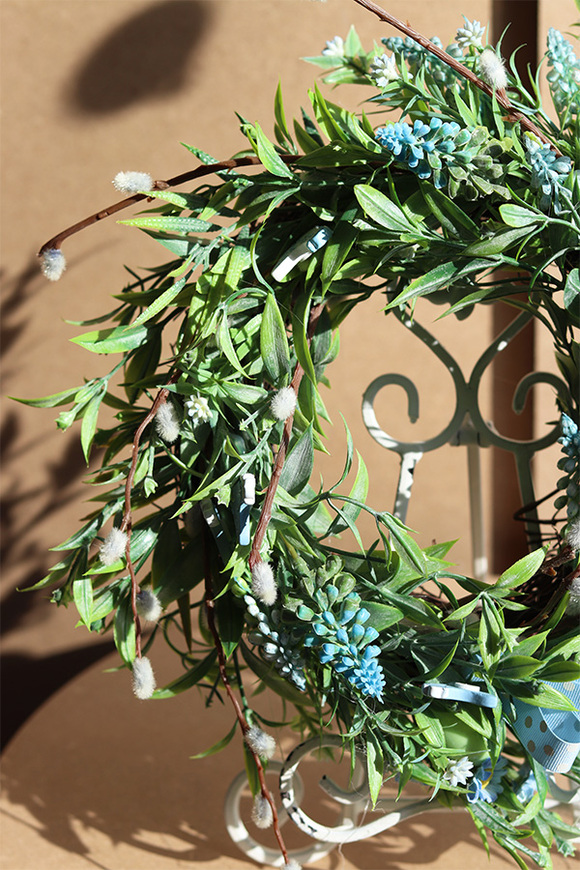 Wielkanocne Błękity, wielkanocny wianek na drzwi