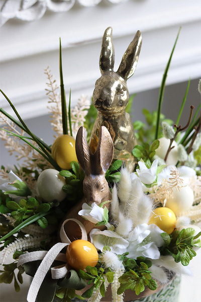 dekoracja wielkanocna w zielonej donicy Bunny A Star