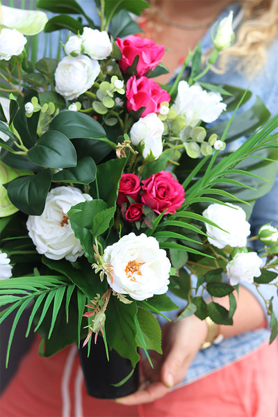 Anturium elegance, bukiet nagrobny we wkładzie do wazonu