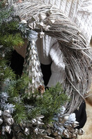 Srebrna Choinka Xmas, świąteczny wianek na drzwi
