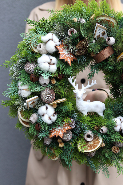 Zimowa Pora, świąteczny wianek na drzwi