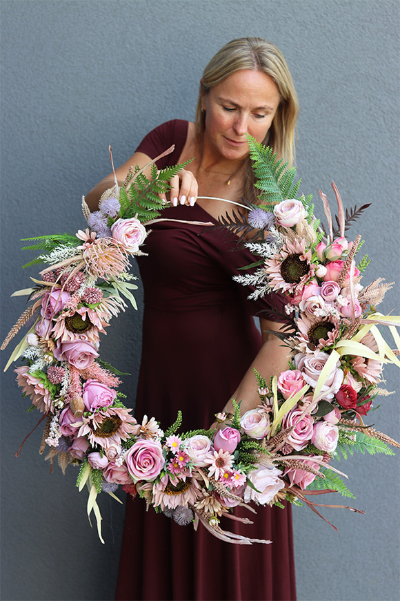 wianek na obręczy Fettana Subtelle