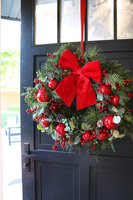 Christmas Exclusive, świąteczny wianek na drzwi na żywej igle