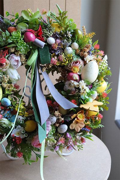 Trenite Easter, wielkanocny wianek na drzwi