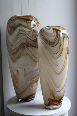 OD RĘKI Marbelia, ozdobny szklany wazon, wys.49.5cm