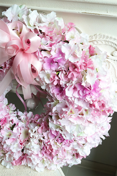 Hydrangea Pink, duży wianek na drzwi z dzwoneczkami