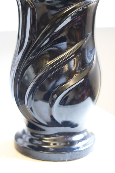 Czerń Żałobna ciężki flakon nagrobny