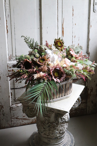 Auraliana, dekoracja nagrobna w skrzynce, wym.39x64cm