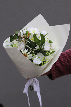 Komunijny Elegance, bukiet kwiatów na prezent, wys.25cm