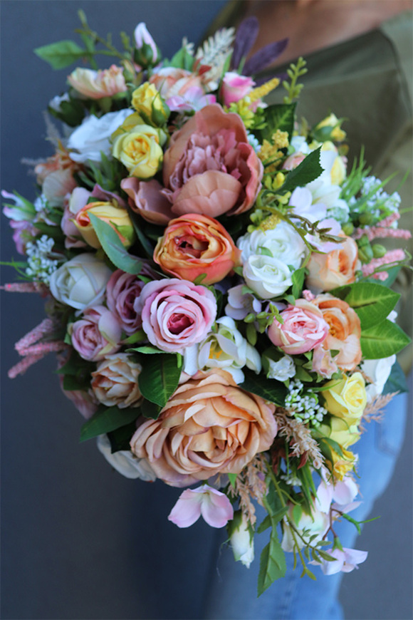 Herakita Gold, kompozycja w złotym naczyniu