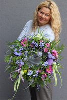 Ogrodniczka Ewa, wianek dekoracyjny na drzwi