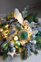 Silverita Pompadour, świąteczny stroik w szklanej misie