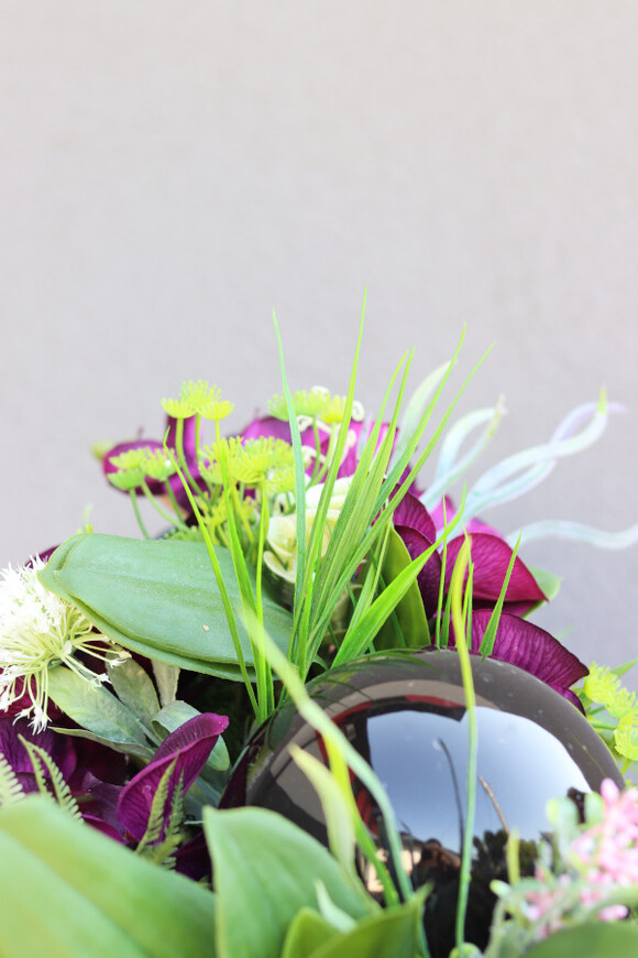 Dekoria Laos Purple&Gold, kompozycja kwiatowa w plastikowym naczyniu