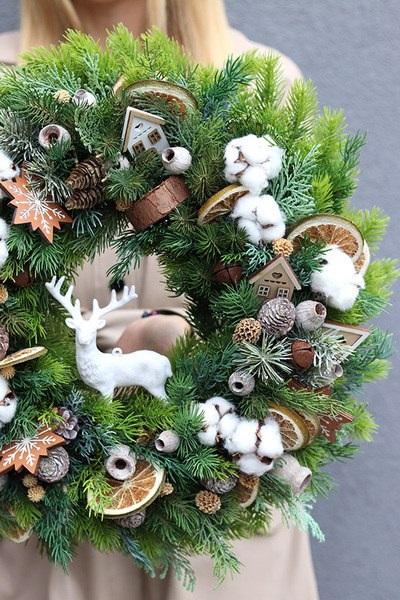 Zimowa Pora, świąteczny wianek na drzwi