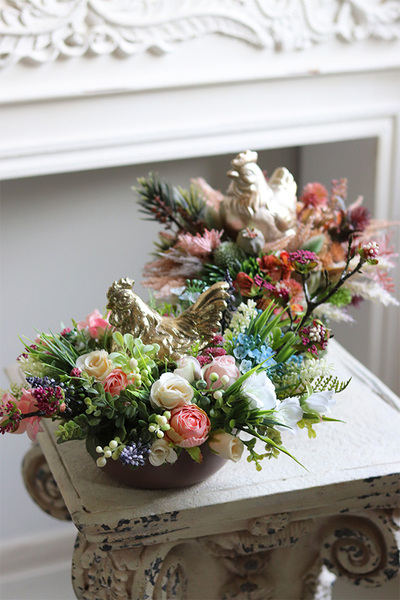 stroik wielkanocny ze złotą kurą, Wiosna w Domu