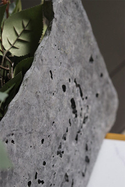 Żółte Tulipany Volcan, kompozycja nagrobna na ciężkiej tacy