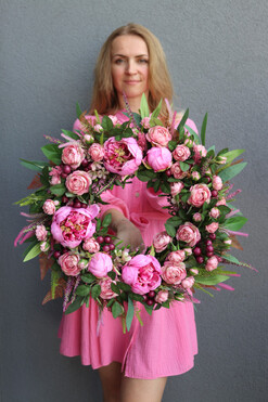 Różowe Dni, słoneczny wianek na drzwi, śr.55cm