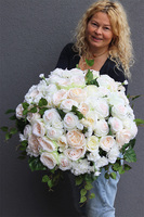 bogata kompozycja kwiatowa, Celestina, wym.35x60cm