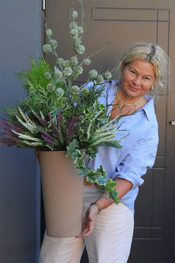 Lunedia 3, zielona kompozycja z trawami rozm. S, wys.100cm 