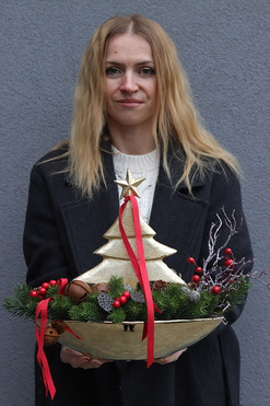 OD RĘKI Choinka Laos, stroik świąteczny z choinką, wym.33x44x19cm