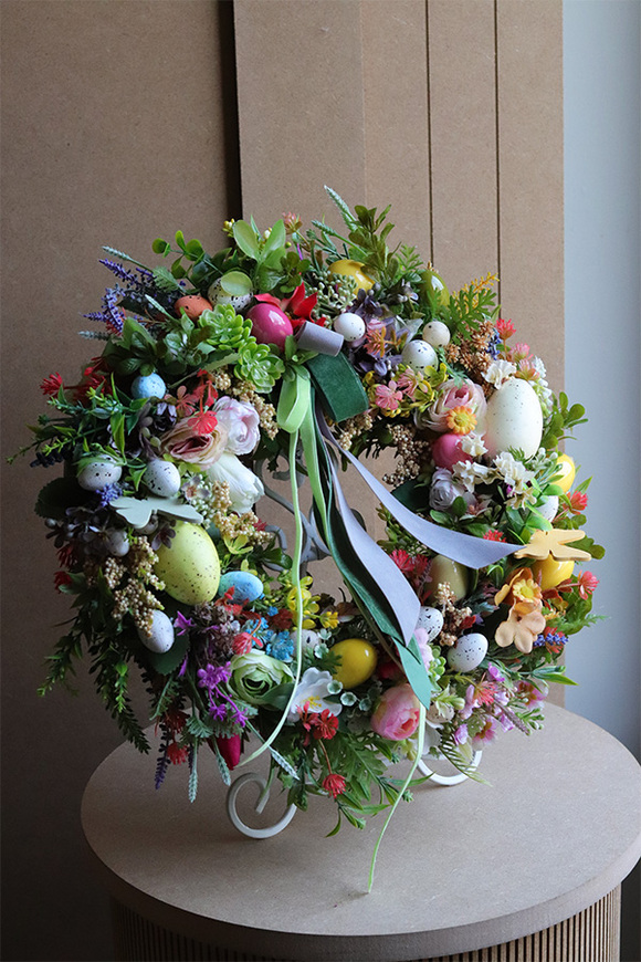 Trenite Easter, wielkanocny wianek na drzwi