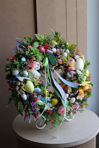 Trenite Easter, wielkanocny wianek na drzwi