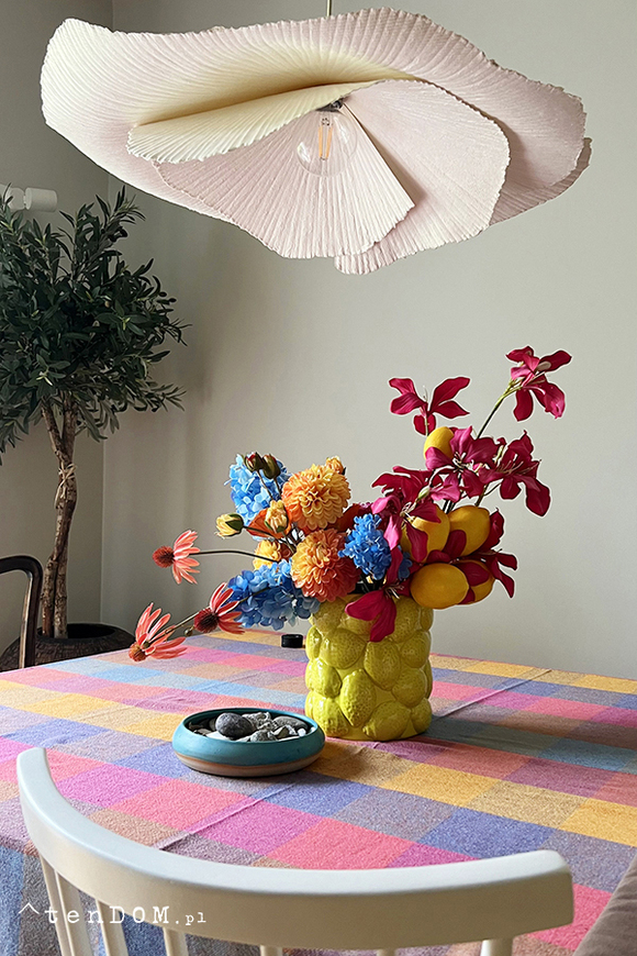 Lemonade, kwiatowa kompozycja w naczyniu