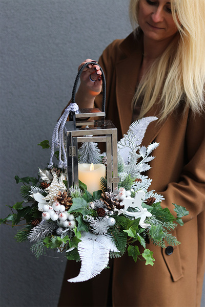 Angelo Winter Silver, srebrny lampion nagrobny ze świecą LED