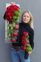 Clear Design Roses, czerwony bukiet nagrobny we wkładzie