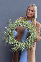 Calina White, wiosenny wianek na drzwi