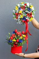 Wszystko Kwitnie, flowerbox z tulipanami