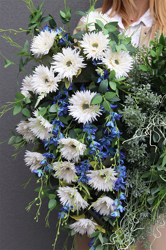 Blue Heart, wiązanka nagrobna w kształcie serca