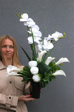 Lissandra, bukiet nagrobny z kaliami, wys.70cm