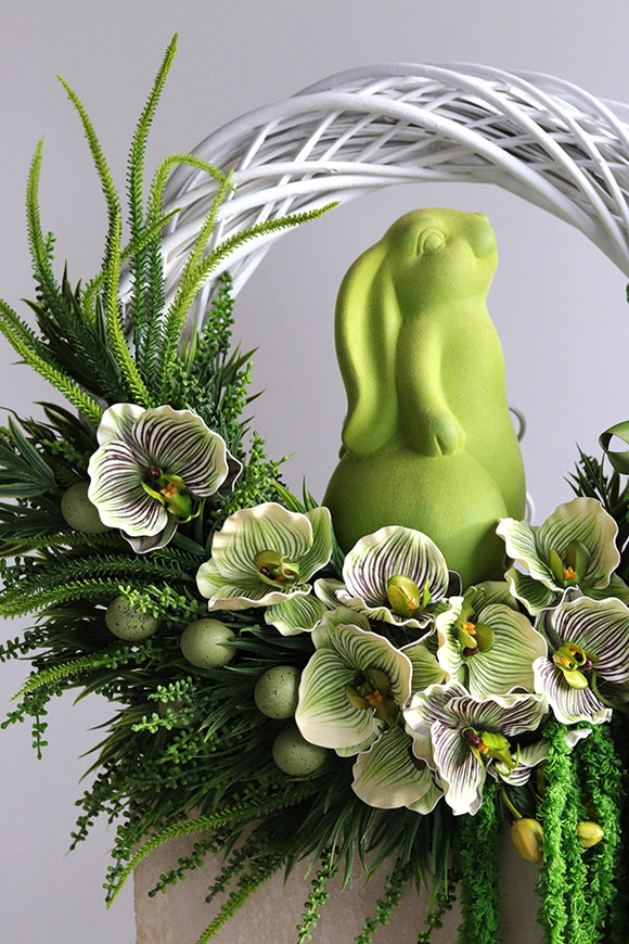 Bunny Green, wiosenny wianek z zajączkiem